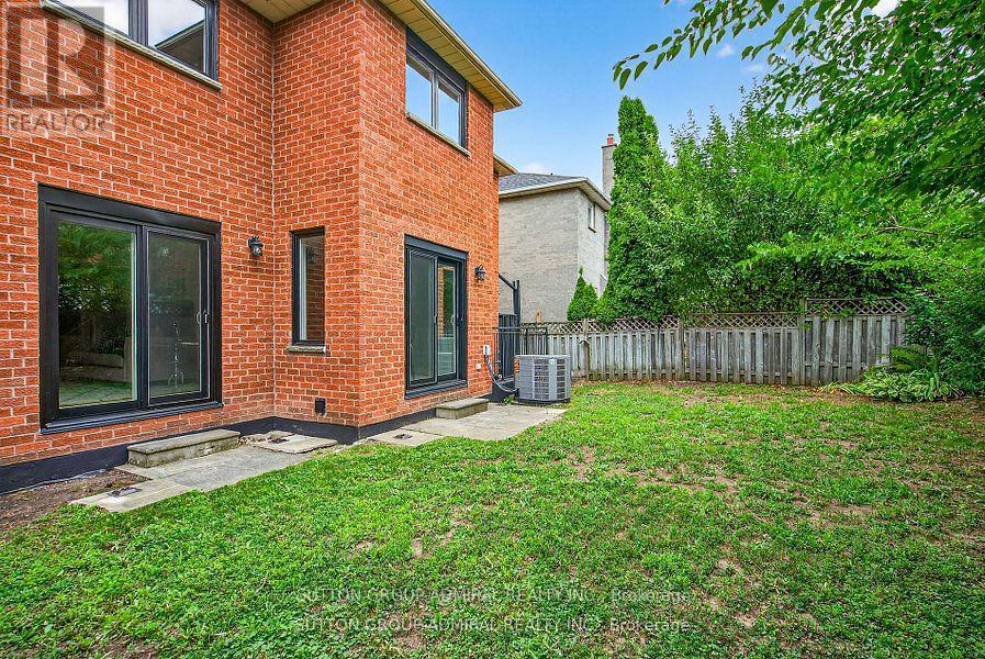 43 Keremeos Crescent, Richmond Hill, Ontario  L4C 9R9 - Photo 42 - N12449203