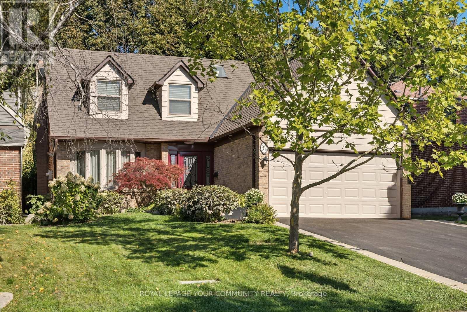 32 Ravengloss Drive, Markham, Ontario  L3T 4C9 - Photo 2 - N12449228