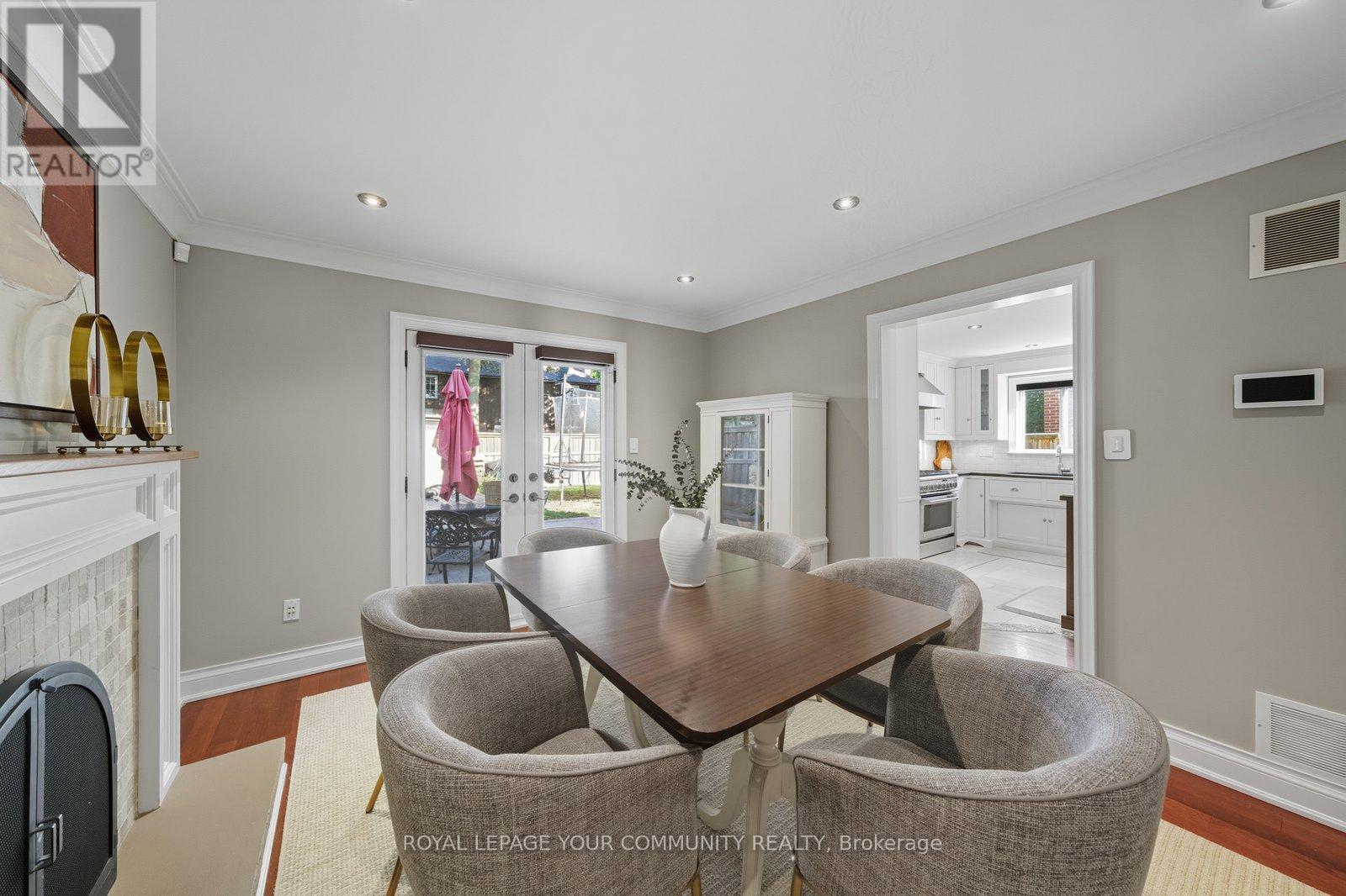 32 Ravengloss Drive, Markham, Ontario  L3T 4C9 - Photo 21 - N12449228