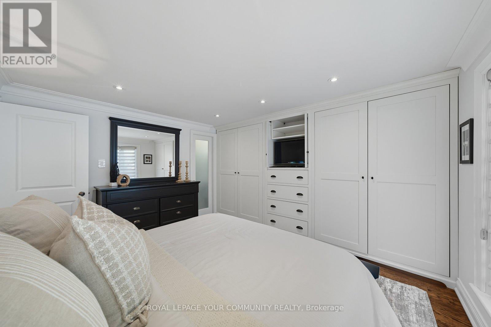 32 Ravengloss Drive, Markham, Ontario  L3T 4C9 - Photo 28 - N12449228