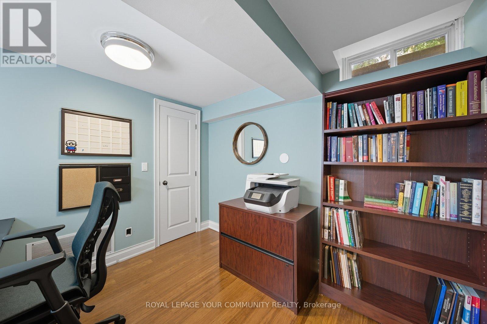 32 Ravengloss Drive, Markham, Ontario  L3T 4C9 - Photo 40 - N12449228