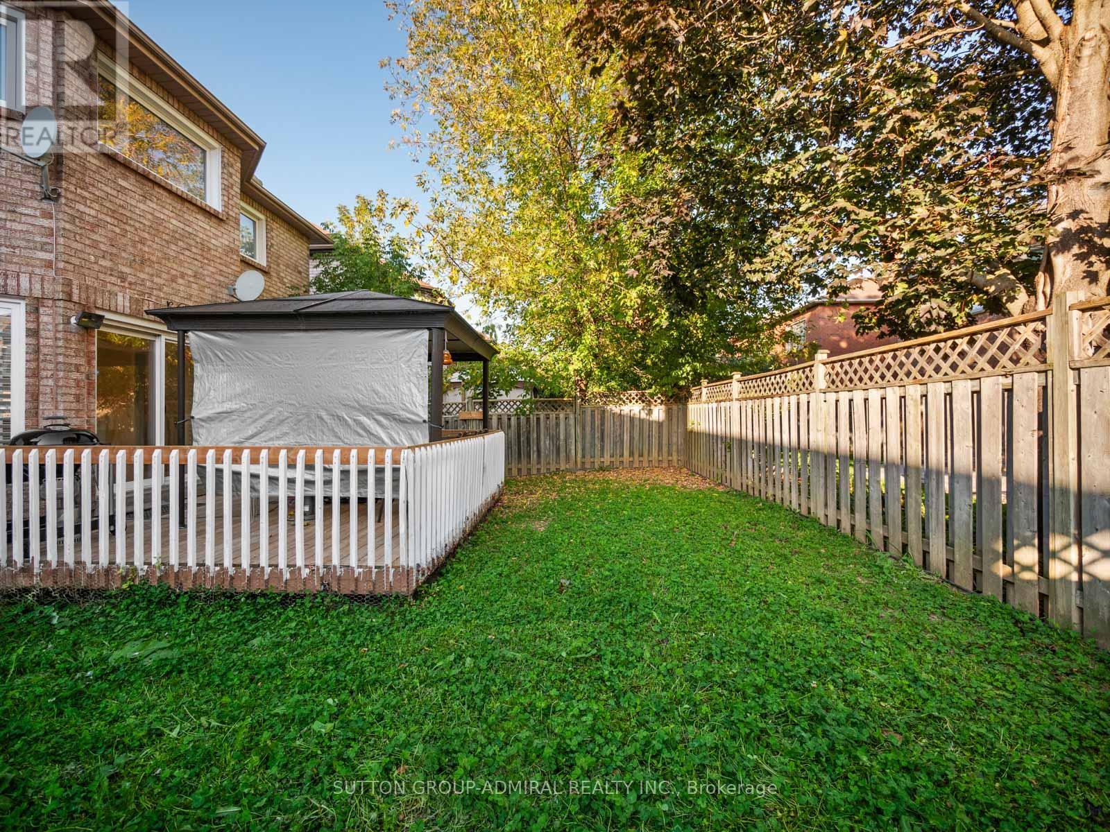 67 Venice Crescent, Vaughan, Ontario  L4J 7T1 - Photo 39 - N12448914