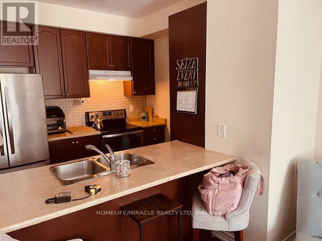 71 Batteaux Street, Barrie, Ontario  L4M 0K6 - Photo 7 - S12449042