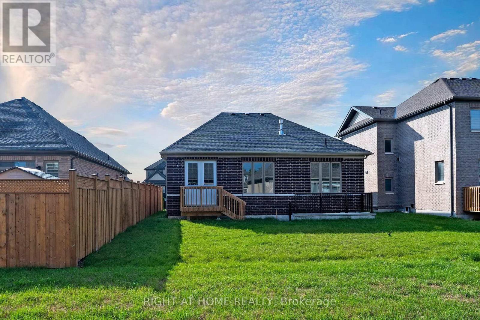 265 Wilcox Drive, Clearview (Stayner), Ontario  L0M 1S0 - Photo 14 - S12449197