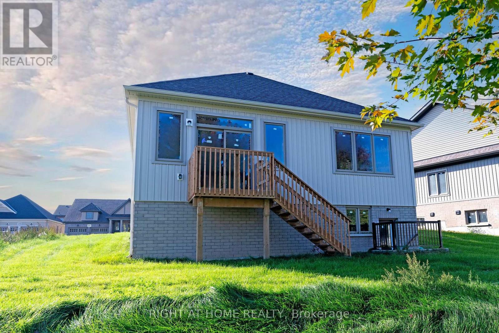 240 Wilcox Drive, Clearview, Ontario  L0M 1S0 - Photo 11 - S12449201