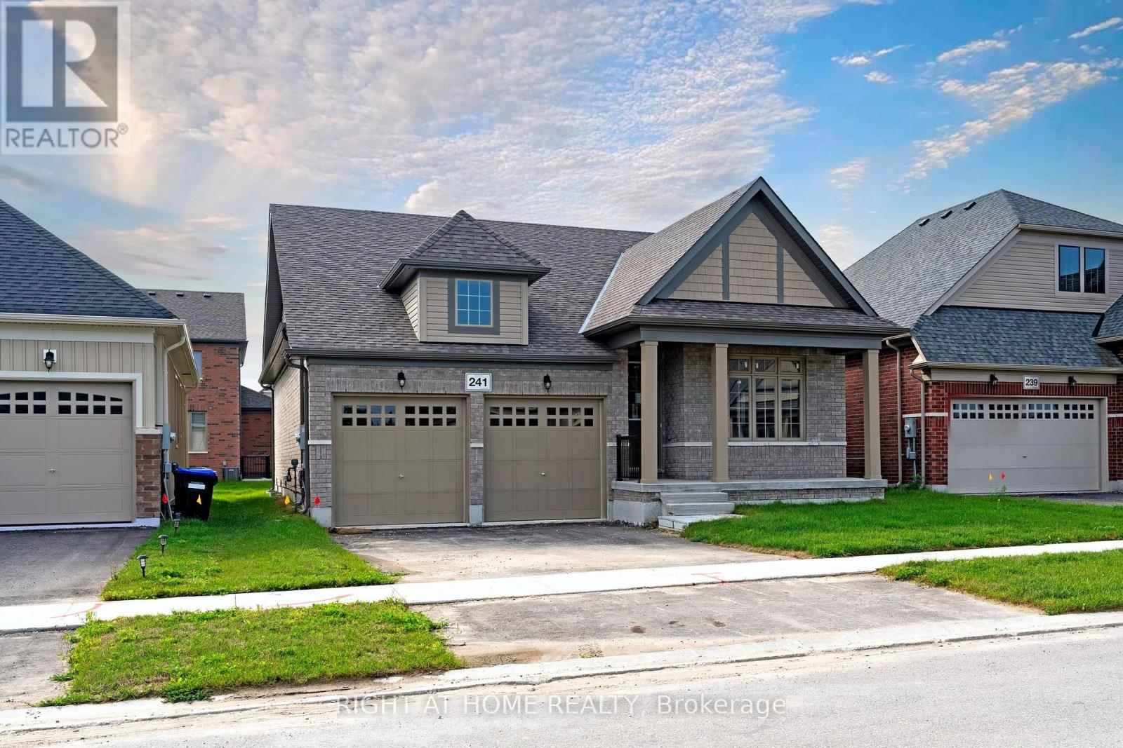 241 Wilcox Drive, Clearview (Stayner), Ontario  L0M 1S0 - Photo 1 - S12449209