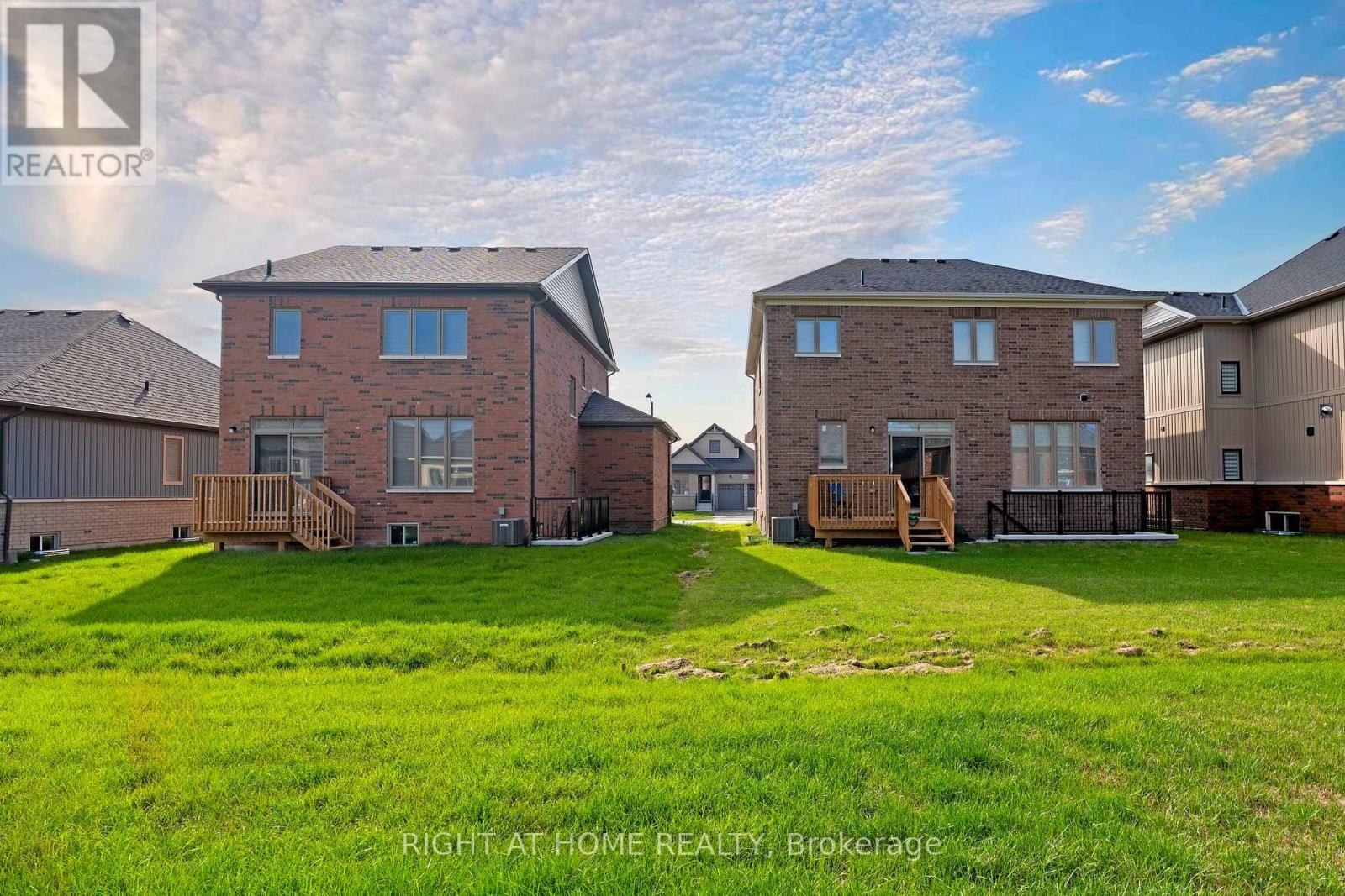 241 Wilcox Drive, Clearview (Stayner), Ontario  L0M 1S0 - Photo 15 - S12449209