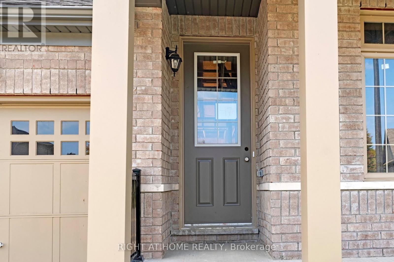 241 Wilcox Drive, Clearview (Stayner), Ontario  L0M 1S0 - Photo 6 - S12449209