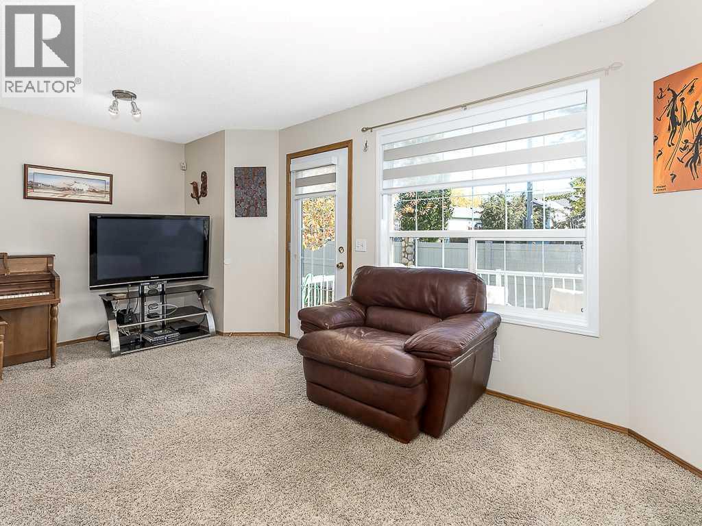 119 Mt Douglas Manor Se, Calgary, Alberta  T2Z 3C8 - Photo 12 - A2262730