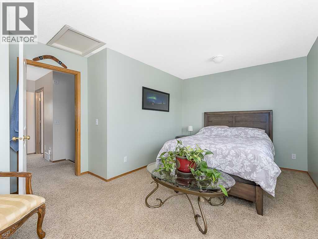 119 Mt Douglas Manor Se, Calgary, Alberta  T2Z 3C8 - Photo 21 - A2262730