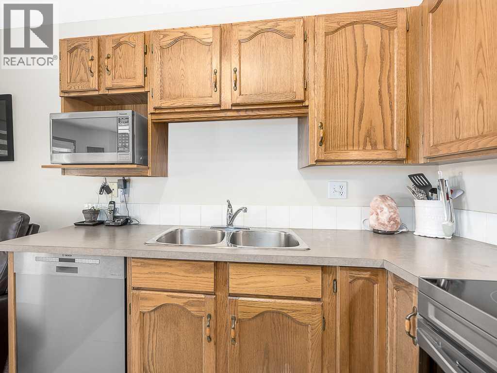 119 Mt Douglas Manor Se, Calgary, Alberta  T2Z 3C8 - Photo 9 - A2262730