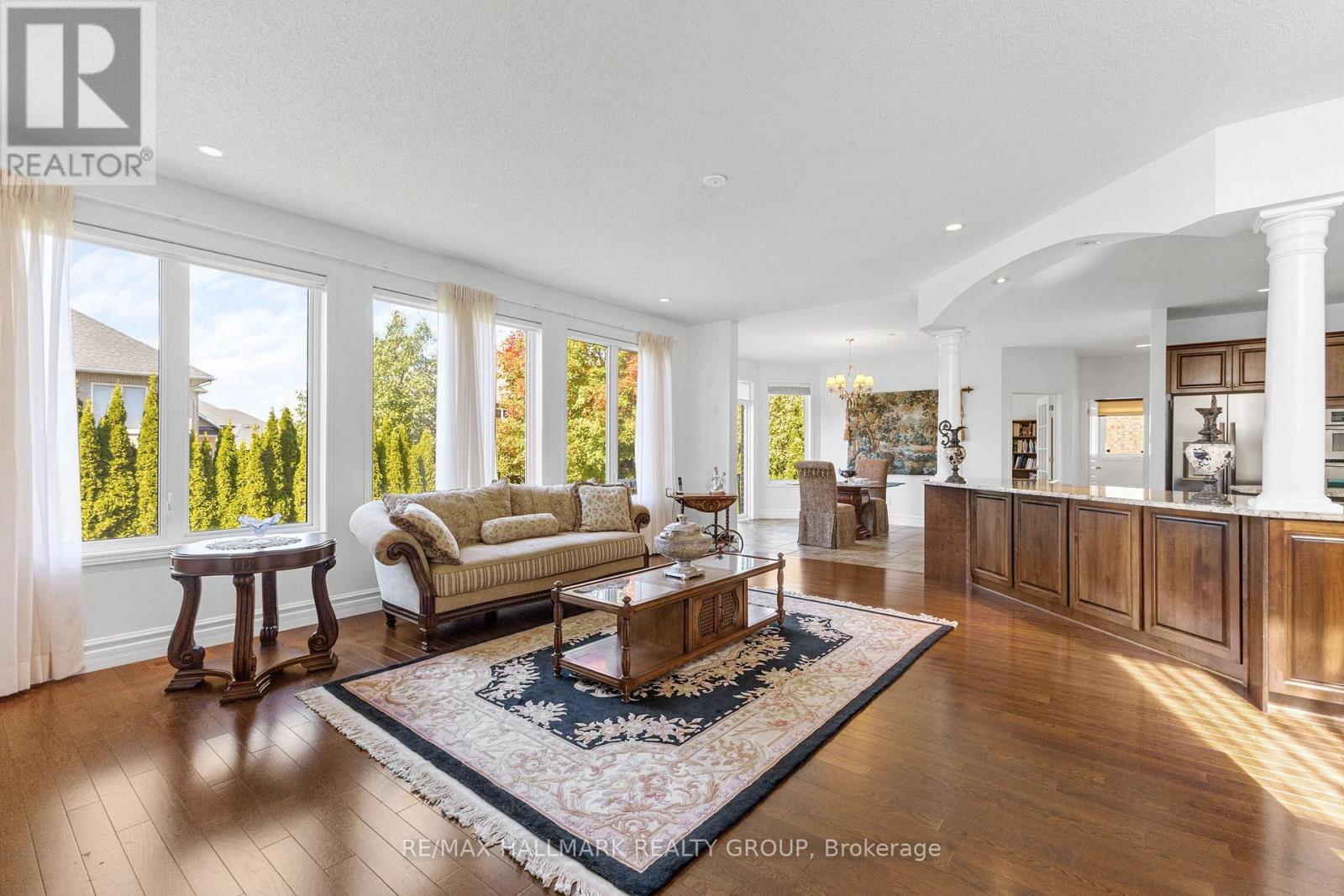 60 Winding Way, Ottawa, Ontario  K2G 6Y6 - Photo 21 - X12449160