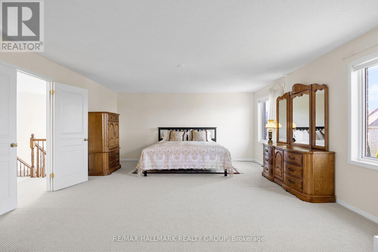 60 Winding Way, Ottawa, Ontario  K2G 6Y6 - Photo 26 - X12449160