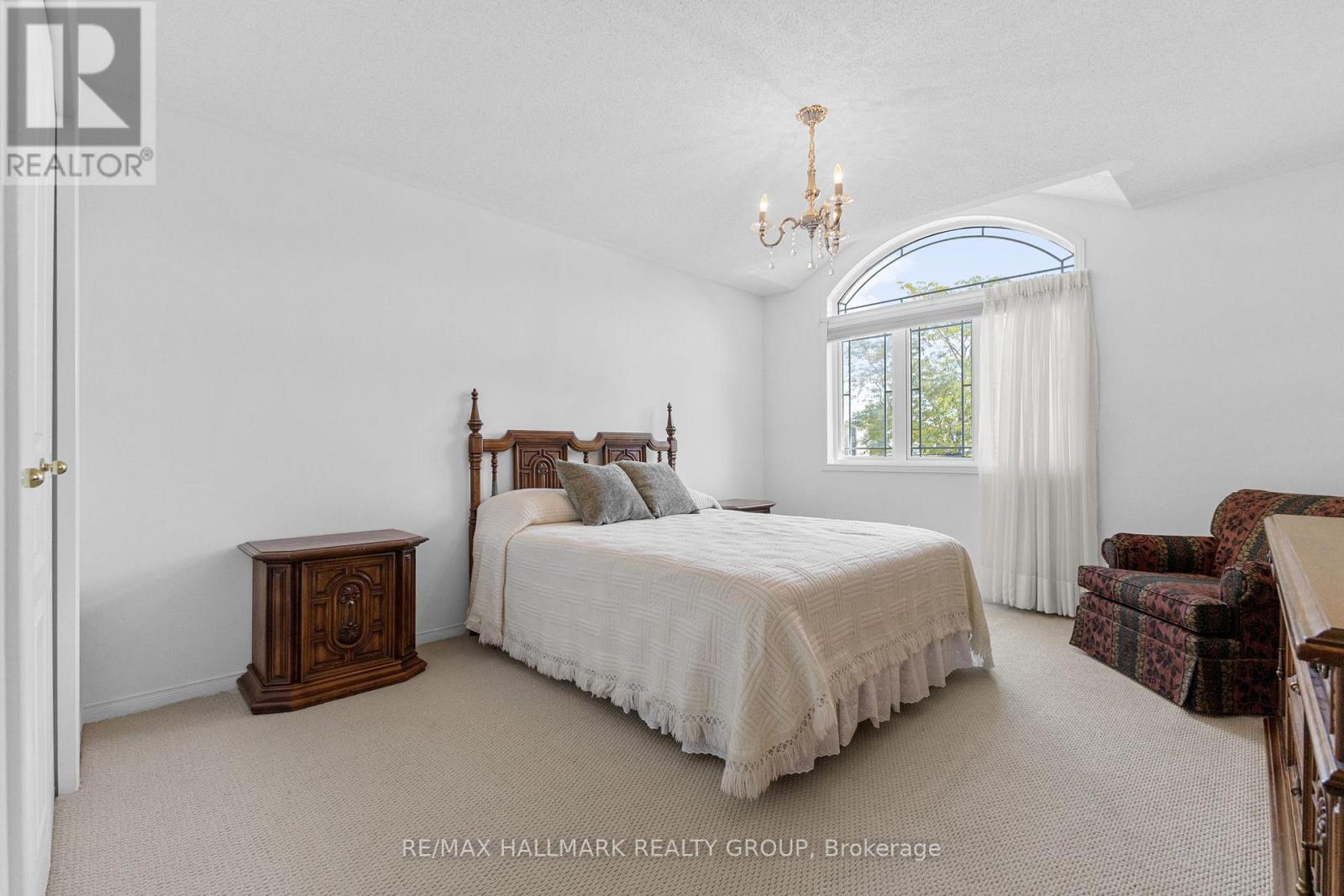 60 Winding Way, Ottawa, Ontario  K2G 6Y6 - Photo 36 - X12449160