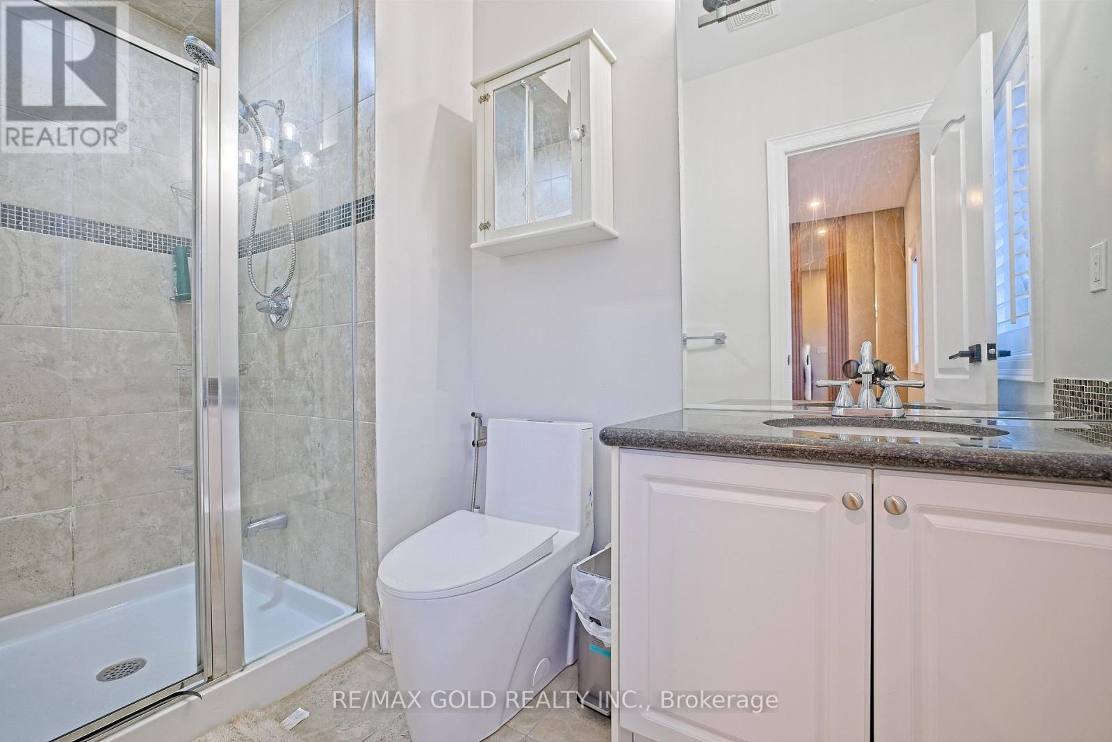 9 Lauderhill Road, Brampton, Ontario  L6P 2Z1 - Photo 37 - W12407393