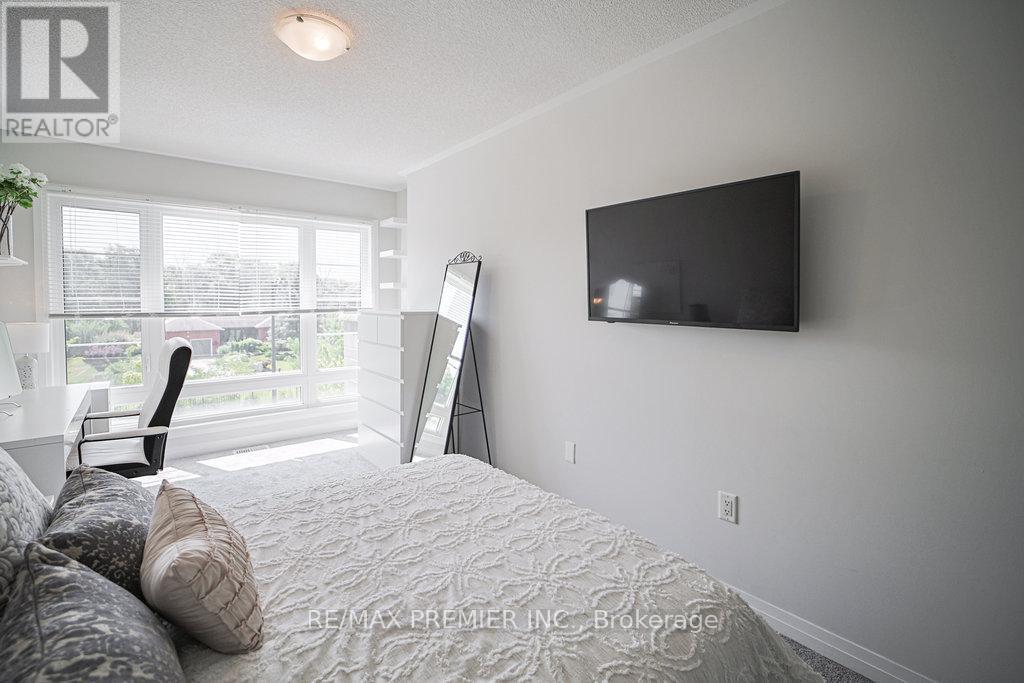 131 Landolfi Way, Bradford West Gwillimbury (Bradford), Ontario  L3Z 4L7 - Photo 10 - N12449088