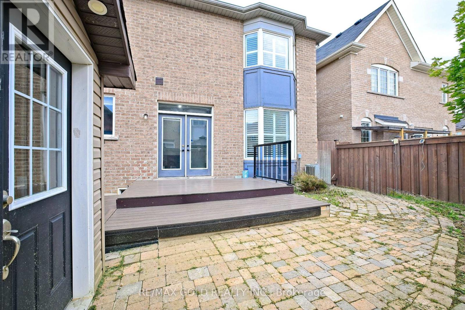 35 Abitibi Lake Drive, Brampton, Ontario  L6R 0Y3 - Photo 43 - W12407455