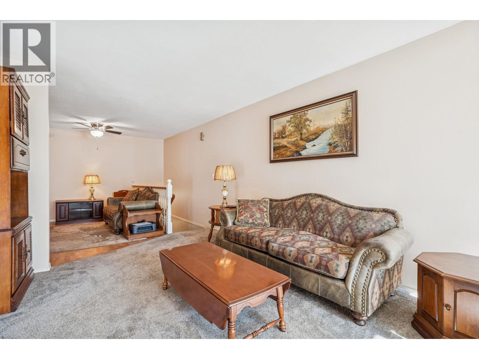 402 11726 225 Street, Maple Ridge, British Columbia  V2X 6E4 - Photo 2 - R3056101