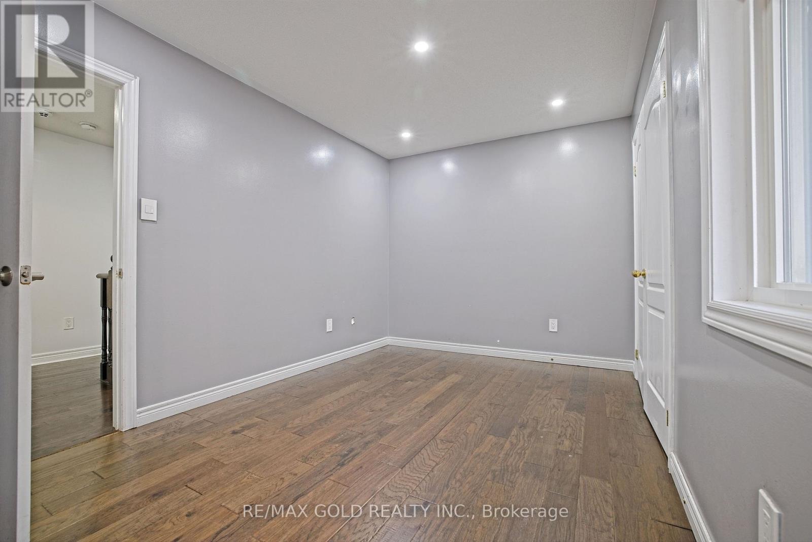 35 Abitibi Lake Drive, Brampton, Ontario  L6R 0Y3 - Photo 40 - W12407455