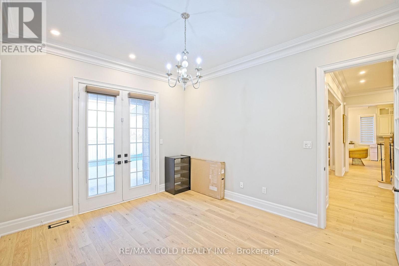 9 Lauderhill Road, Brampton, Ontario  L6P 2Z1 - Photo 27 - W12407393