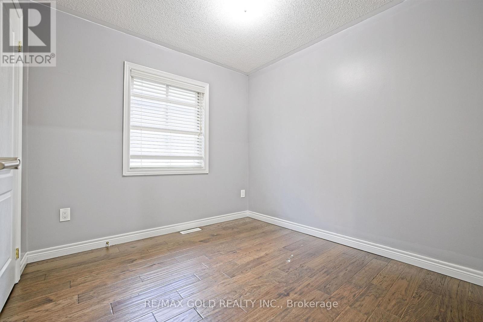 35 Abitibi Lake Drive, Brampton, Ontario  L6R 0Y3 - Photo 30 - W12407455