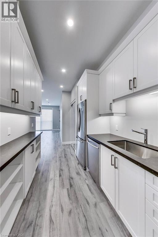 347 Charlton Avenue W Unit# 202, Hamilton, Ontario  L8P 2E6 - Photo 10 - 40776642