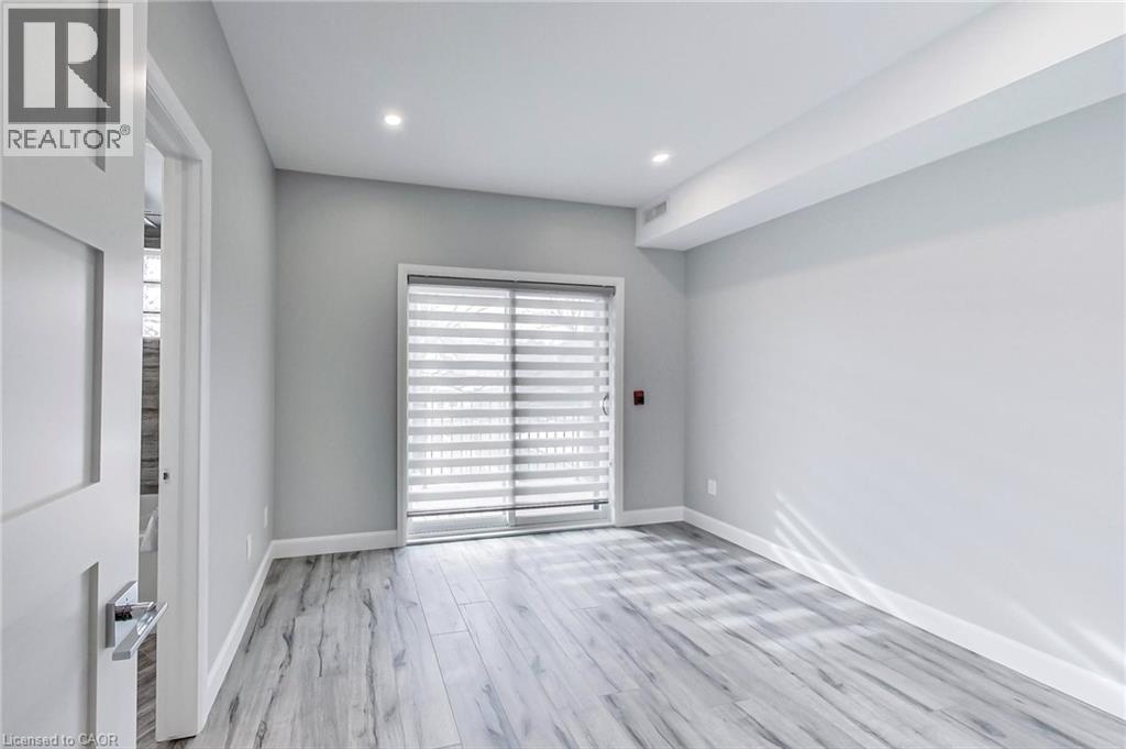 347 Charlton Avenue W Unit# 202, Hamilton, Ontario  L8P 2E6 - Photo 12 - 40776642