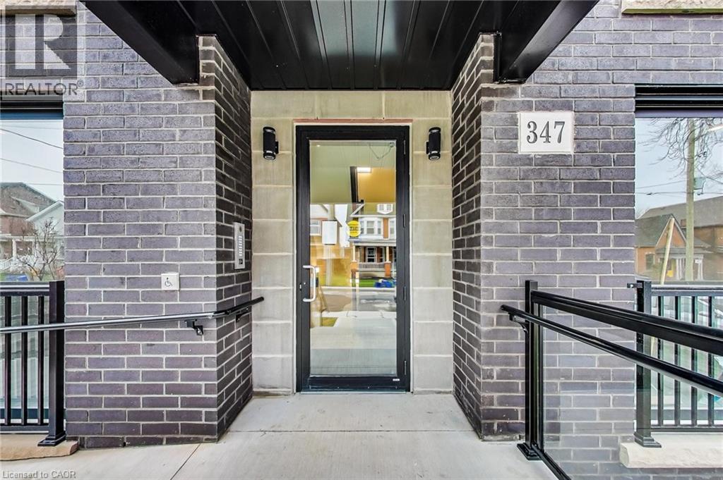 347 Charlton Avenue W Unit# 202, Hamilton, Ontario  L8P 2E6 - Photo 3 - 40776642