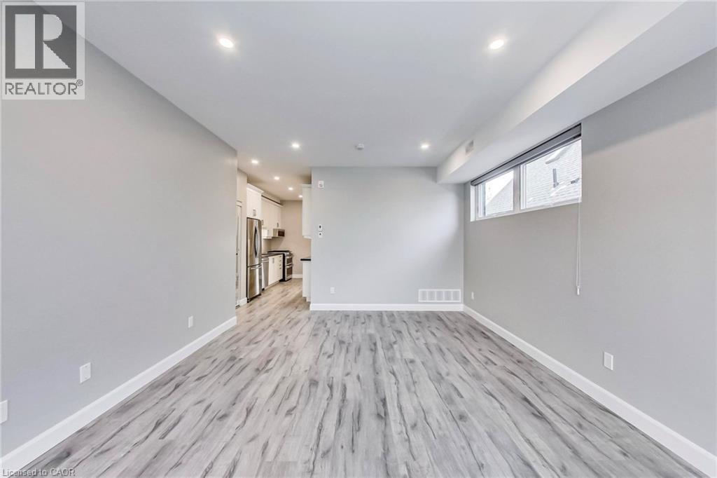 347 Charlton Avenue W Unit# 202, Hamilton, Ontario  L8P 2E6 - Photo 6 - 40776642