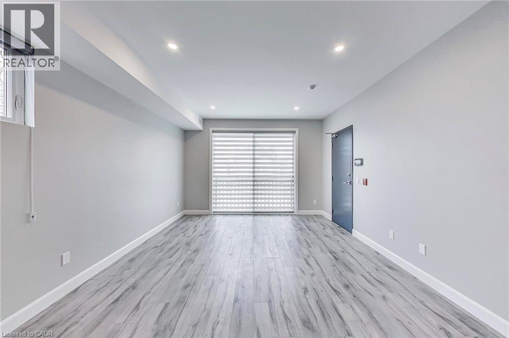 347 Charlton Avenue W Unit# 202, Hamilton, Ontario  L8P 2E6 - Photo 8 - 40776642