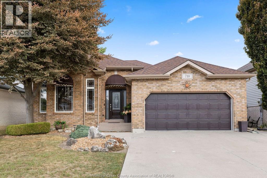 710 Revland Drive, Tecumseh, Ontario  N8N 5B1 - Photo 2 - 25025519