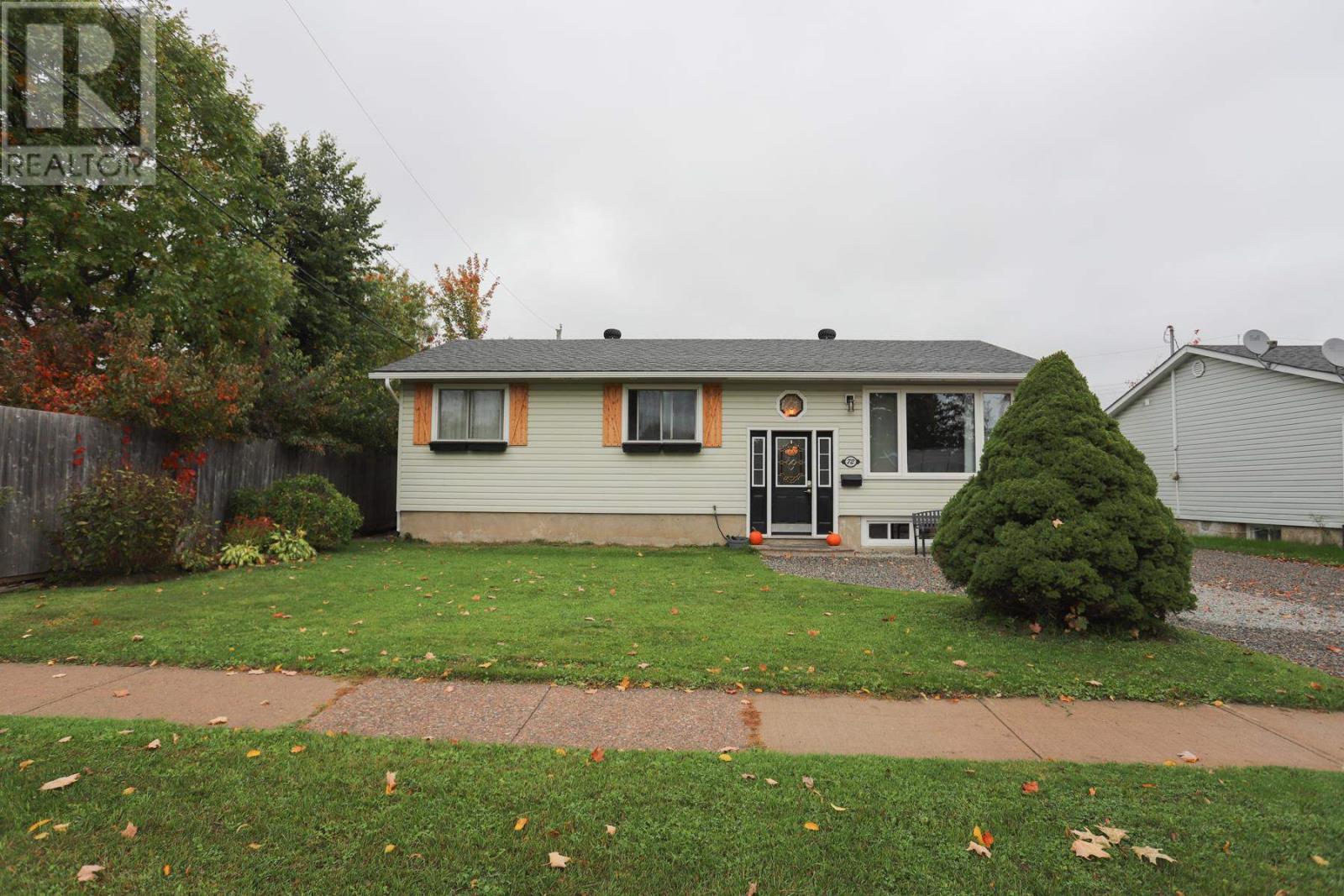 72 Irwin Ave, Sault Ste. Marie, Ontario  P6A 3R1 - Photo 1 - SM252885