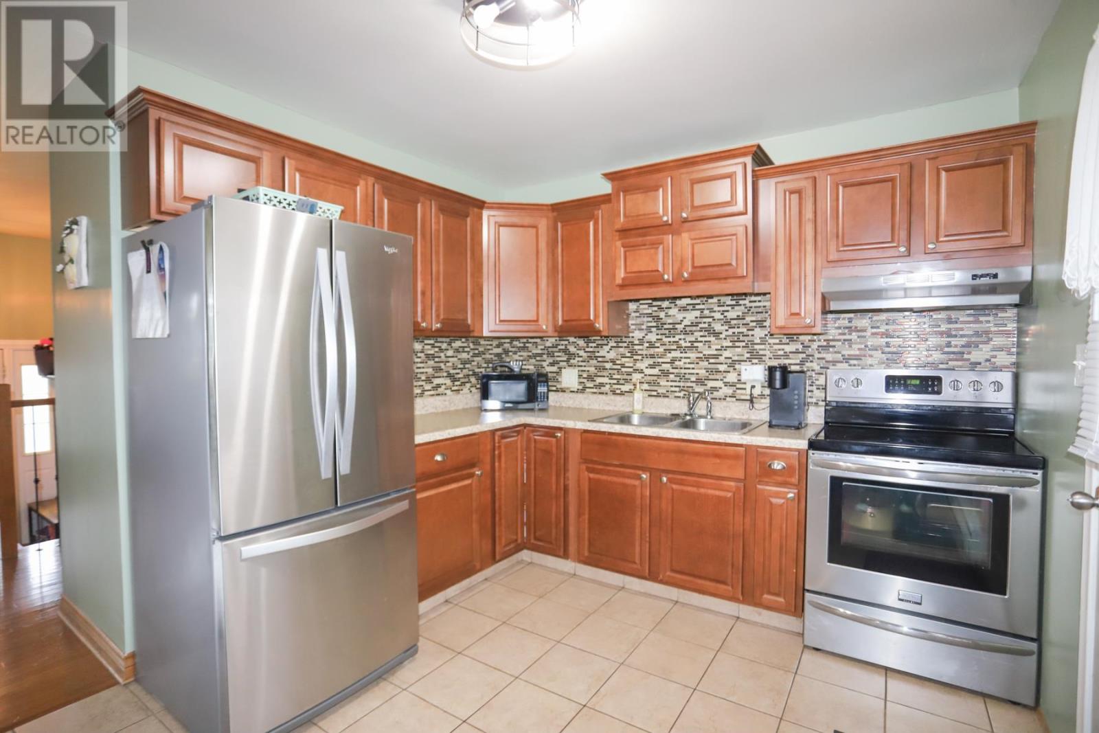 72 Irwin Ave, Sault Ste. Marie, Ontario  P6A 3R1 - Photo 6 - SM252885