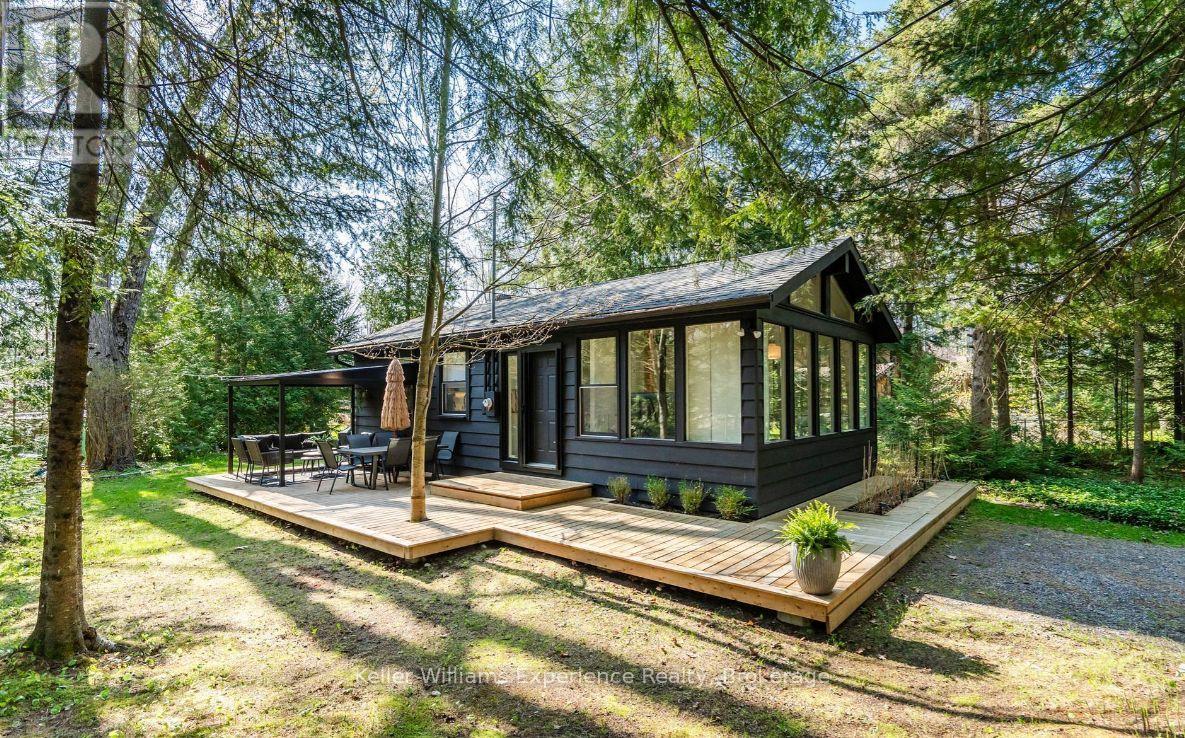 1 SUNDOWN ROAD, Tiny, Ontario