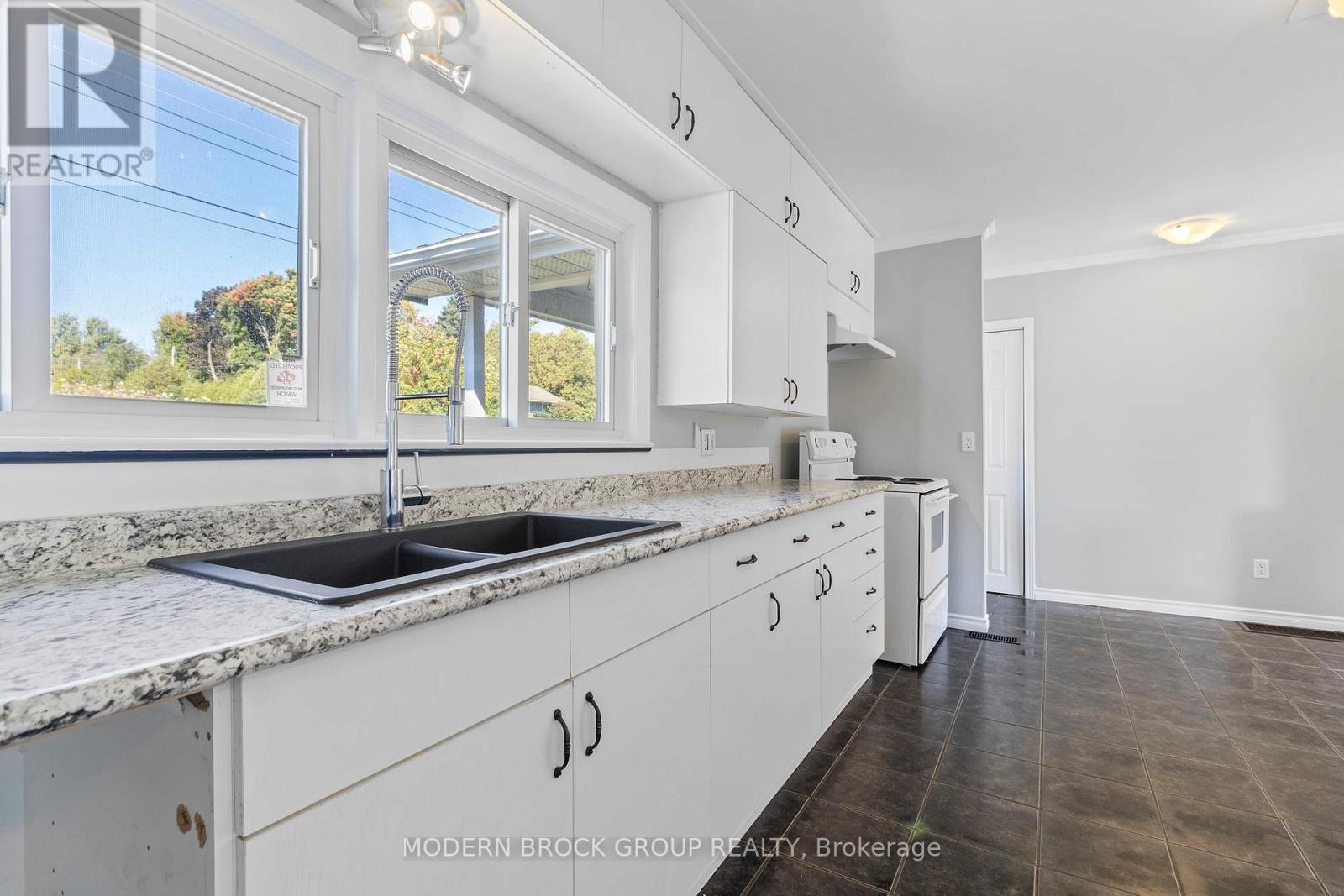27 Sarah Street, Augusta, Ontario  K0E 1P0 - Photo 19 - X12449327