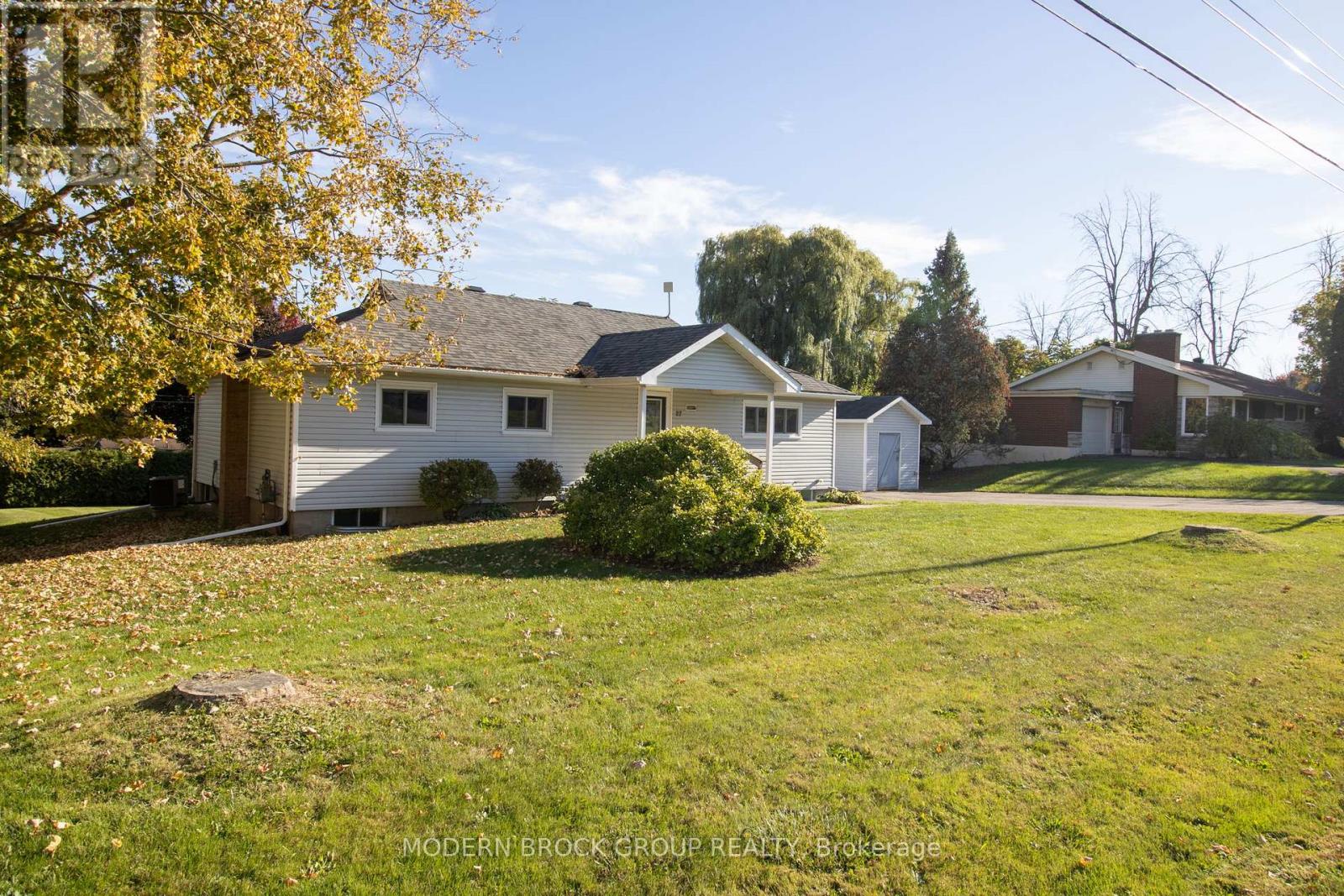 27 Sarah Street, Augusta, Ontario  K0E 1P0 - Photo 3 - X12449327