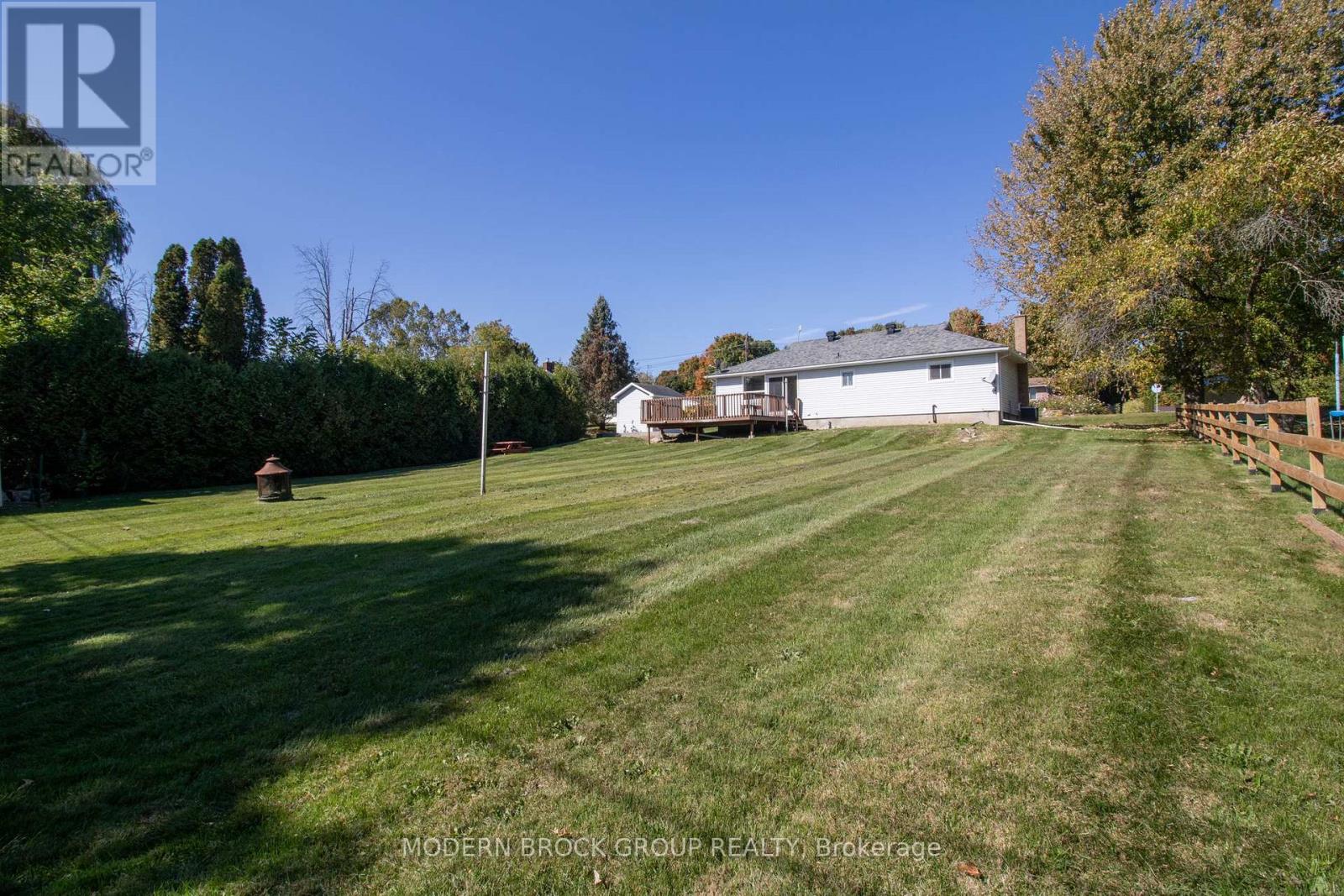27 Sarah Street, Augusta, Ontario  K0E 1P0 - Photo 41 - X12449327