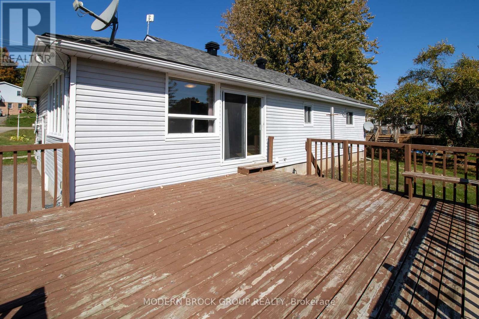 27 Sarah Street, Augusta, Ontario  K0E 1P0 - Photo 44 - X12449327