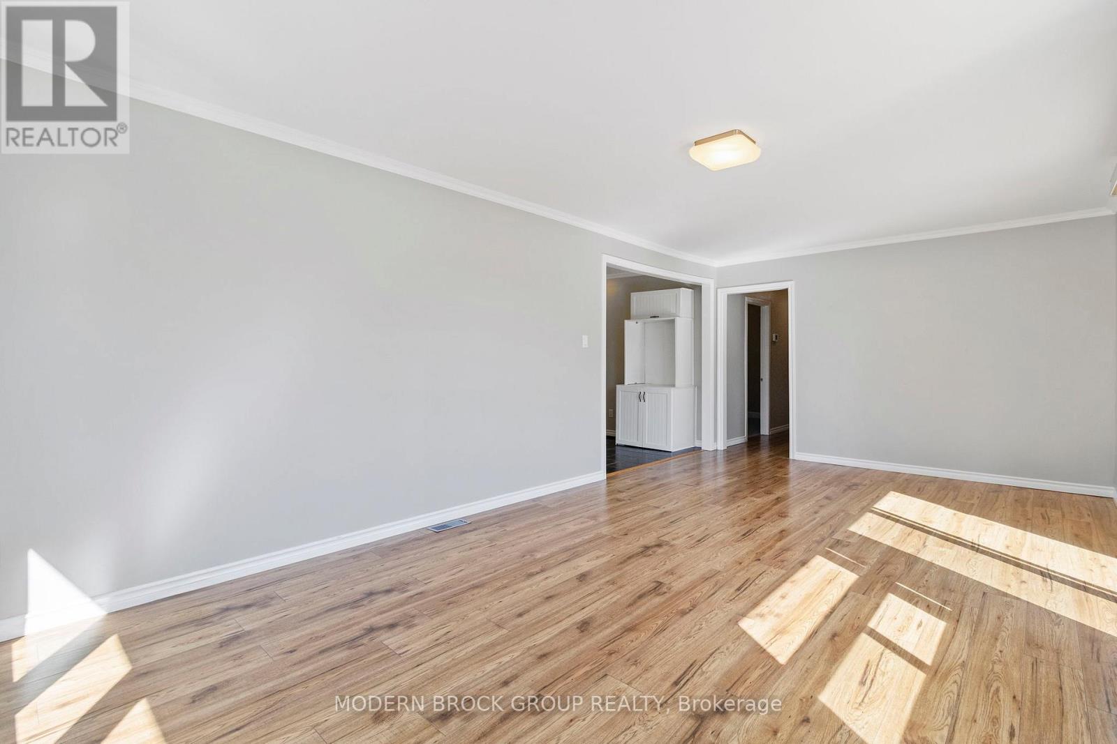 27 Sarah Street, Augusta, Ontario  K0E 1P0 - Photo 8 - X12449327