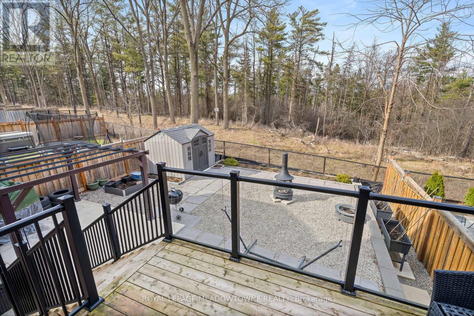121 Upper Canada Court, Halton Hills, Ontario  L7G 0L3 - Photo 40 - W12449032