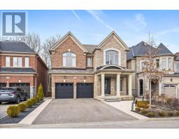 121 UPPER CANADA COURT, Halton Hills, Ontario