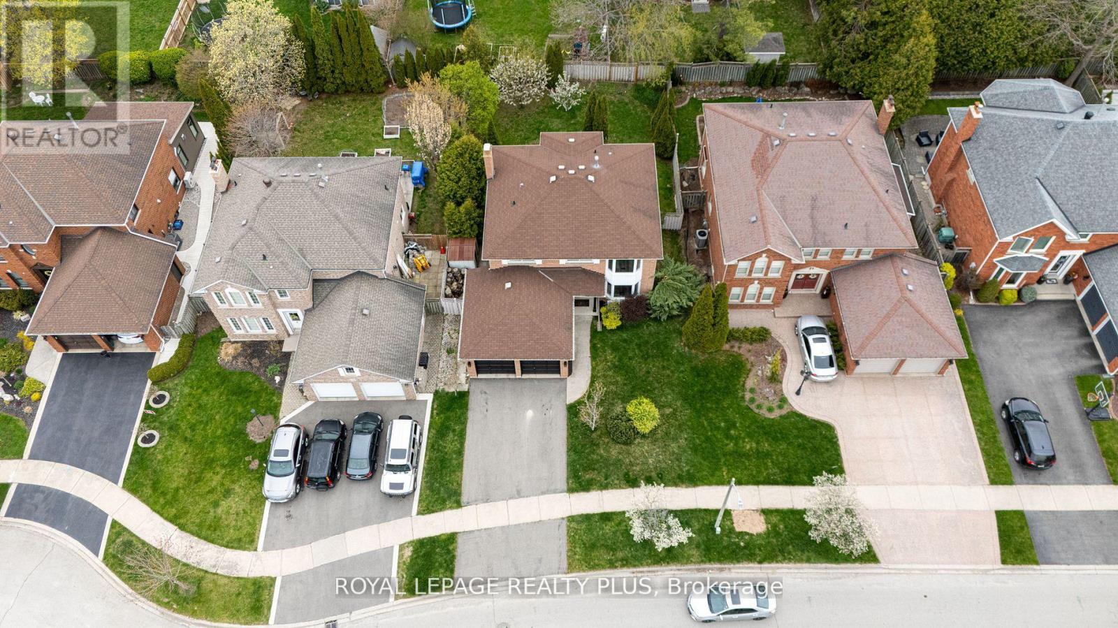 1231 Sable Drive, Burlington, Ontario  L7S 2J6 - Photo 40 - W12449033