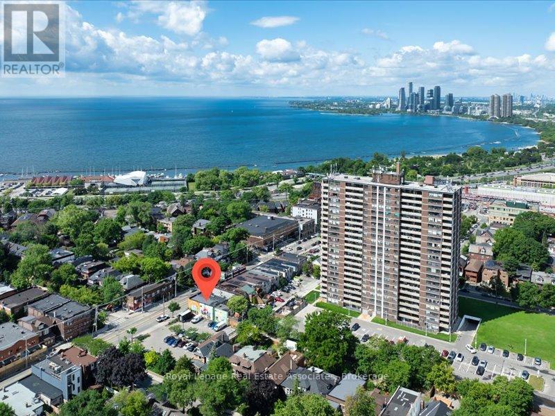 1640 Queen Street W, Toronto, Ontario  M6R 1B2 - Photo 1 - W12449043
