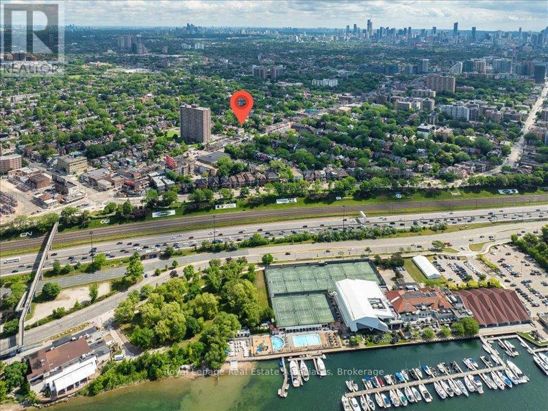 1640 Queen Street W, Toronto, Ontario  M6R 1B2 - Photo 3 - W12449043