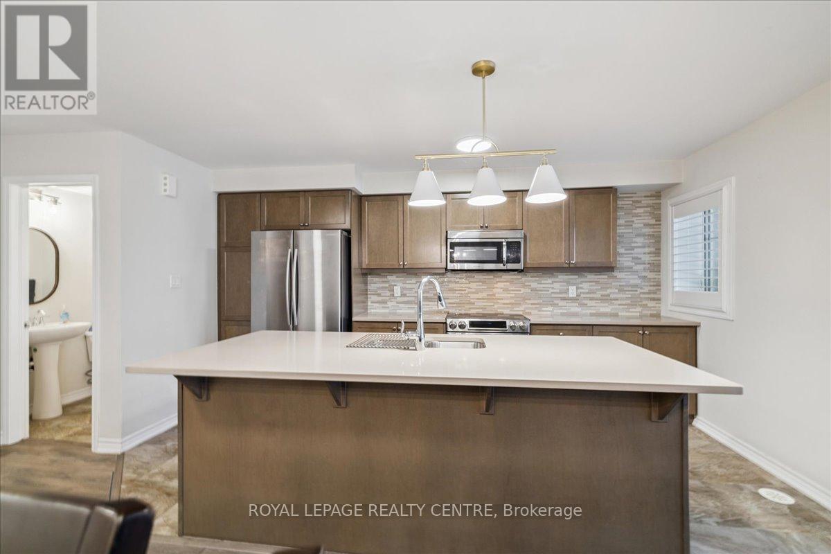 3087 Mistletoe Gardens, Oakville, Ontario  L6M 0Y7 - Photo 16 - W12449061