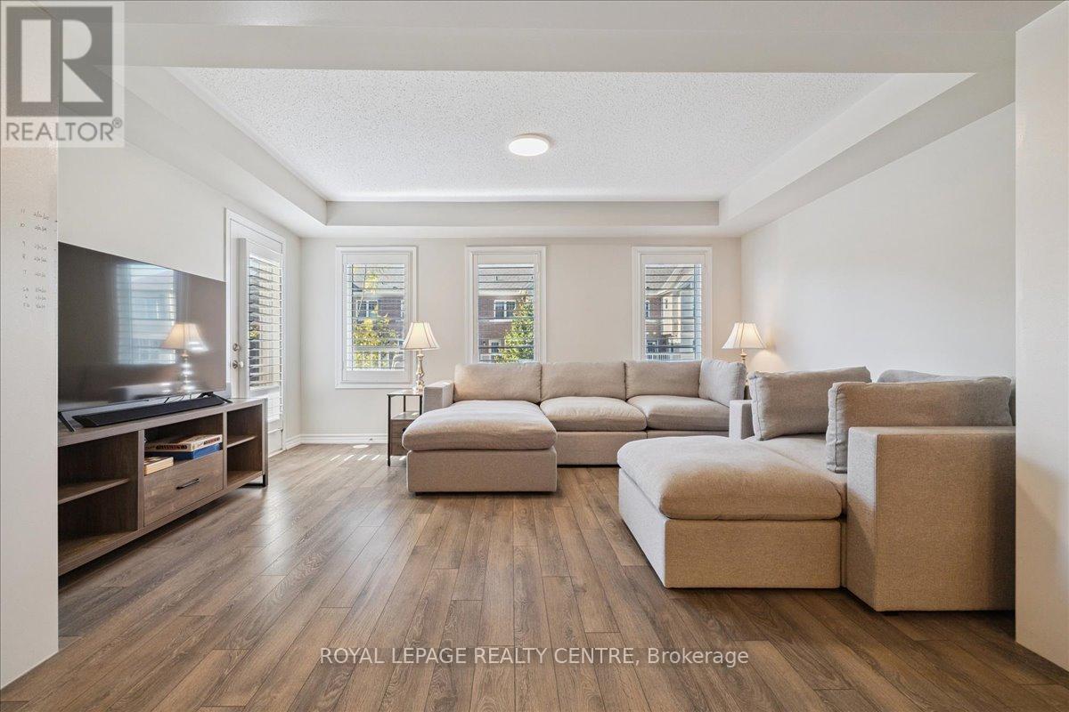 3087 Mistletoe Gardens, Oakville, Ontario  L6M 0Y7 - Photo 20 - W12449061