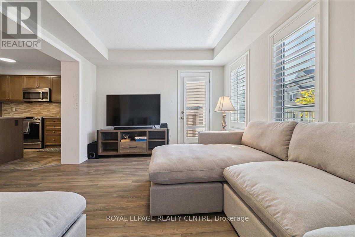 3087 Mistletoe Gardens, Oakville, Ontario  L6M 0Y7 - Photo 23 - W12449061