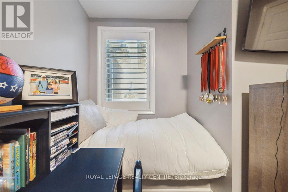 3087 Mistletoe Gardens, Oakville, Ontario  L6M 0Y7 - Photo 45 - W12449061