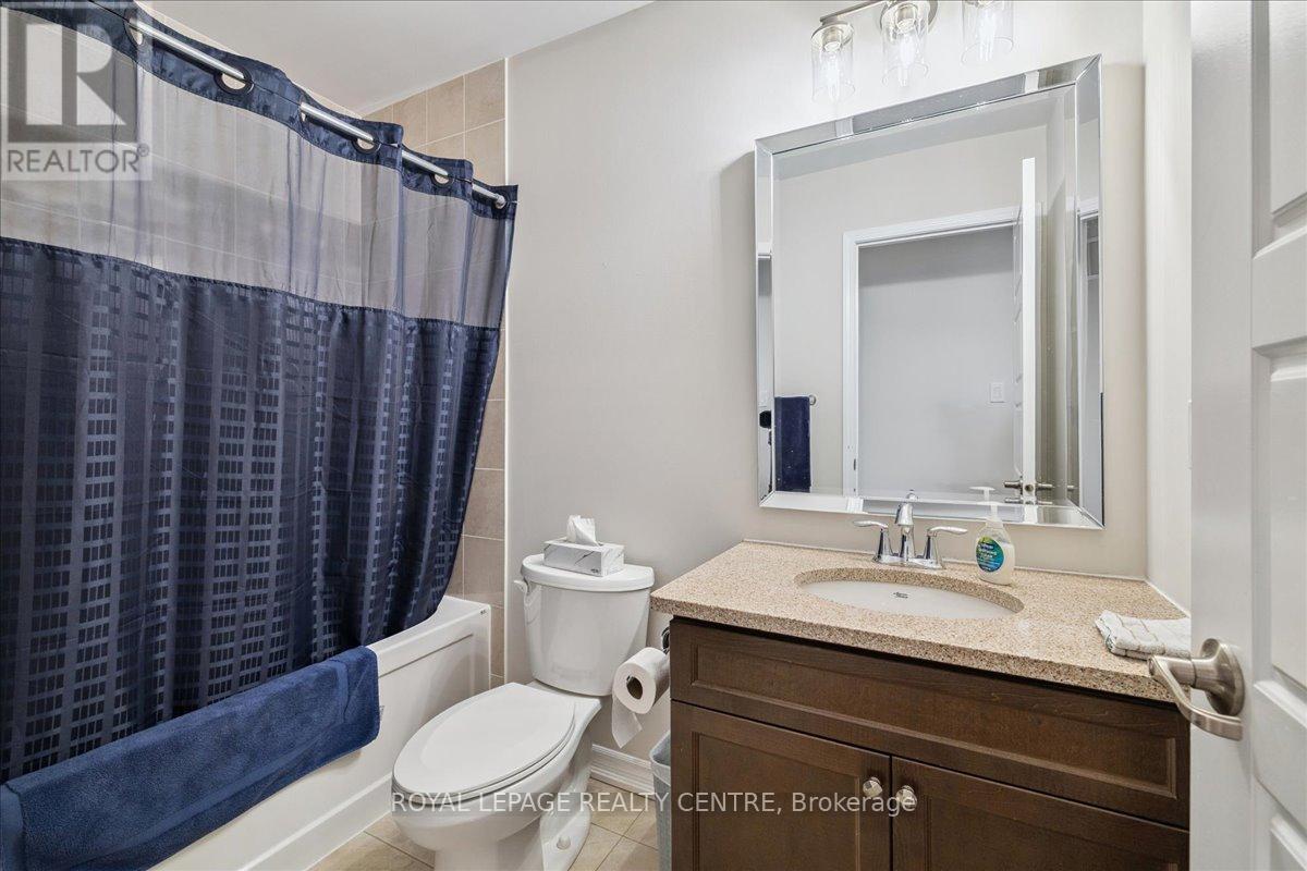 3087 Mistletoe Gardens, Oakville, Ontario  L6M 0Y7 - Photo 46 - W12449061