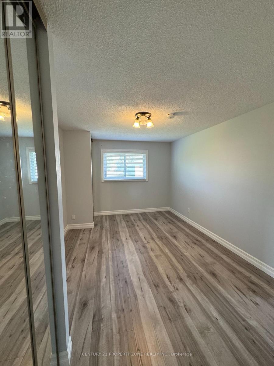 78 Marchbank Crescent, Brampton, Ontario  L6S 3B1 - Photo 11 - W12449085